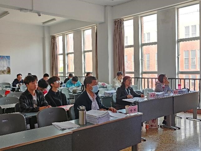 公共卫生学院顺利举办2024年度大学生创新性实验计划项目申报立项及上年度结题答辩